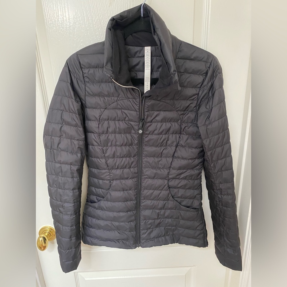 lululemon athletica Black Quilted Lightweight Packable (pack it down) Puffer
